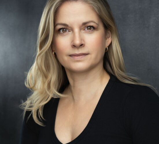 Caroline Sheen_Thrive Talent_Main headshot