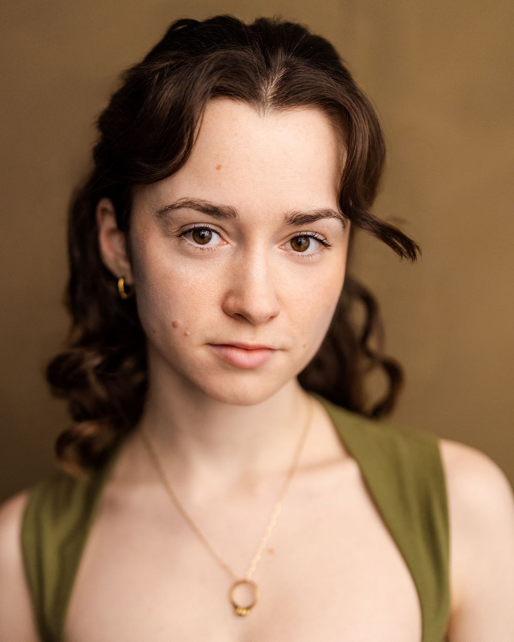 Grace Hogg-Robinson_Thrive Talent_Headshot 2