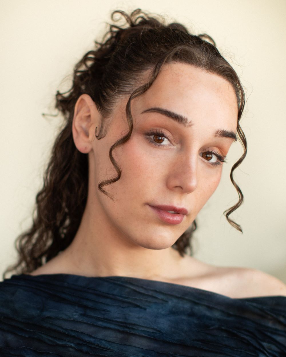 Iz Hesketh_Thrive Talent_Main headshot
