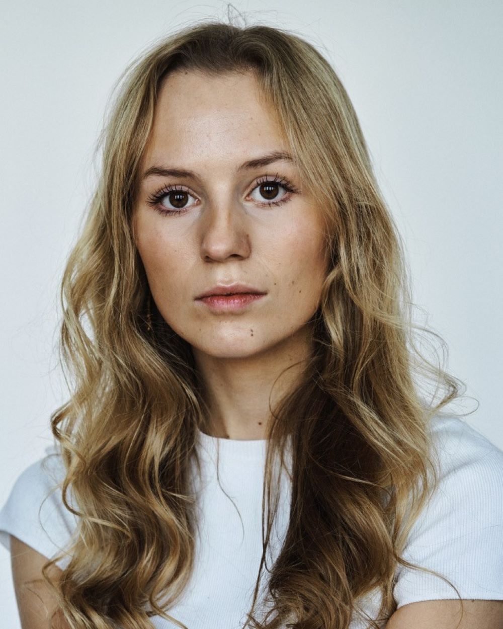 Flora Ofelia Hofmann Lindahl_Thrive Talent_Headshot 2