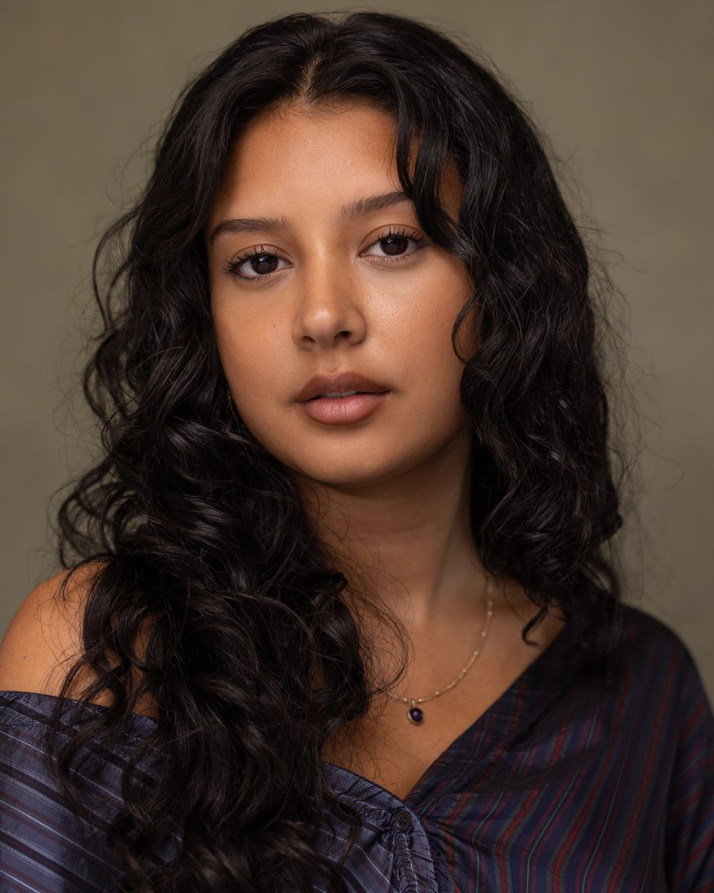 Sumaiya Chaudhary_Thrive Talent_Headshot 2